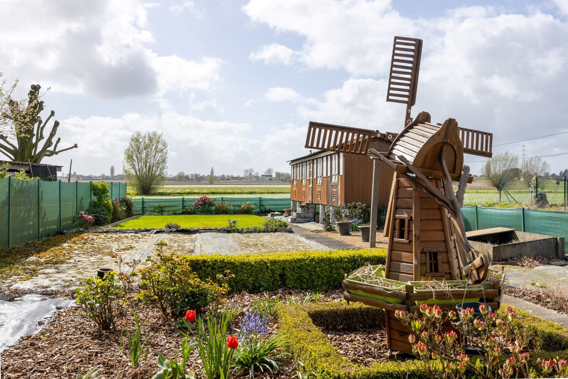 CHARMANT TE RENOVEREN WONING MET LANDELIJK VERZICHT foto 3