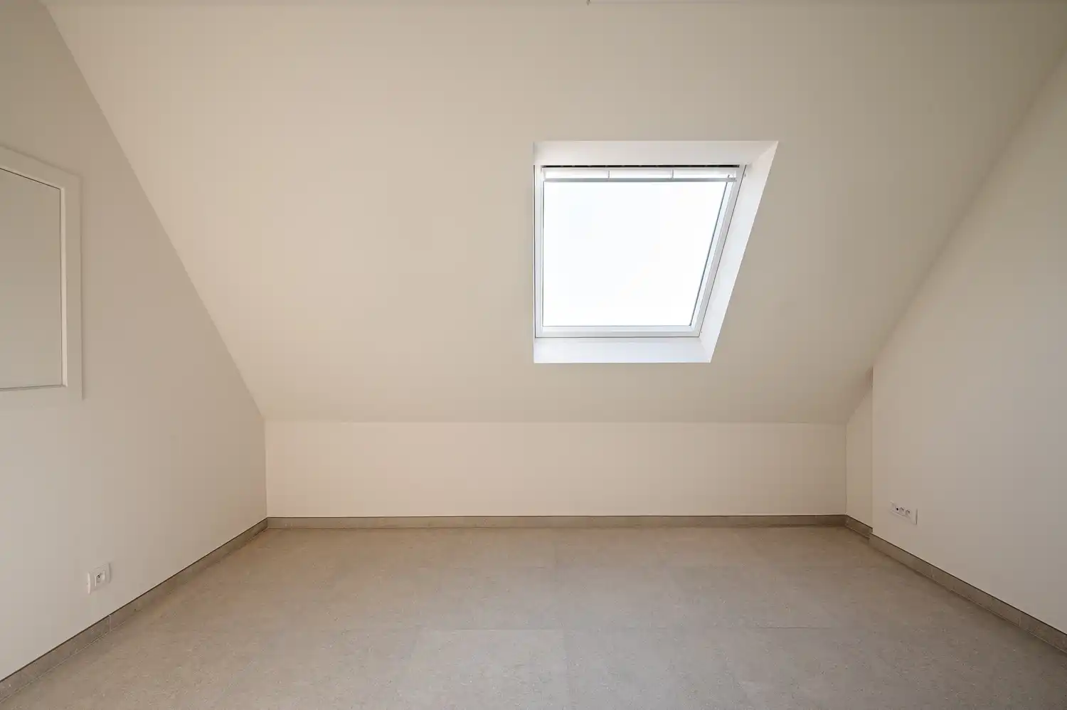 Nieuwbouw duplex appartement in het centrum van Eeklo - 6% BTW MOGELIJK ! foto 16