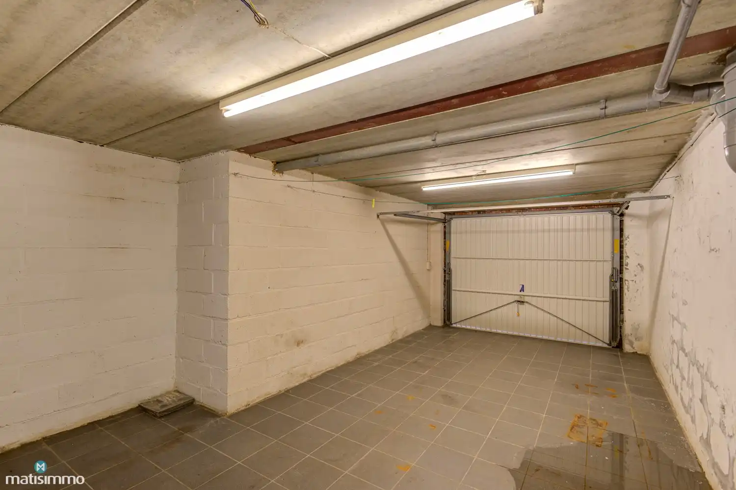 INSTAPKLAAR APPARTEMENT MET TWEE SLAAPKAMERS EN GARAGE NABIJ HET CENTRUM VAN LANAKEN foto 14