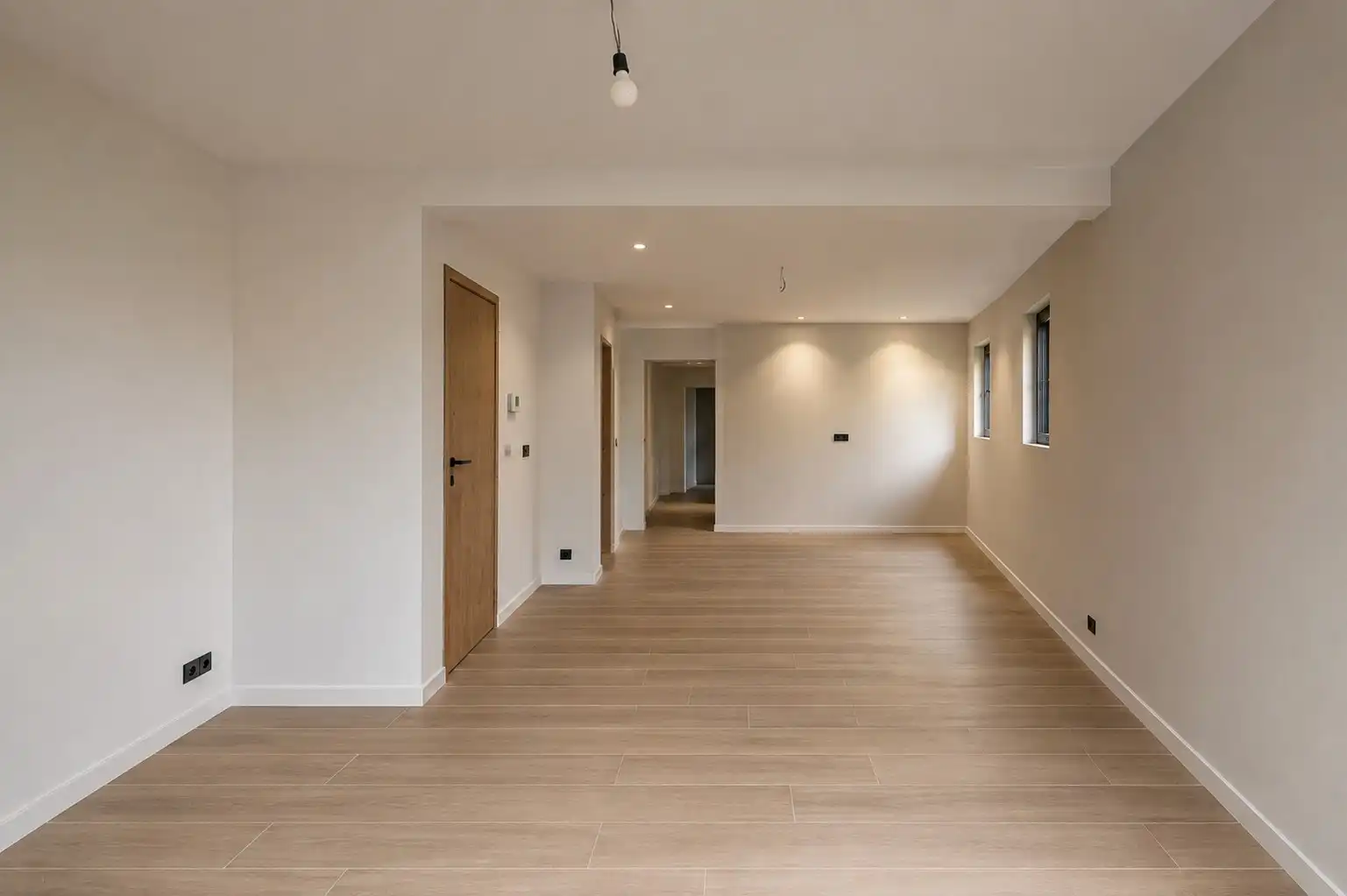 Gerenoveerd appartement op toplocatie aan de Markt van Gistel foto 8