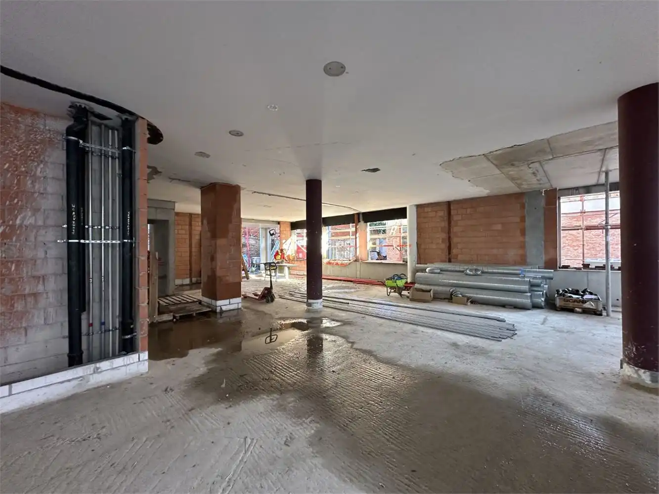 LAATSTE NIEUWBOUW COMMERCIËLE UNITS IN HET HIPPE PORTIER 51 foto 14