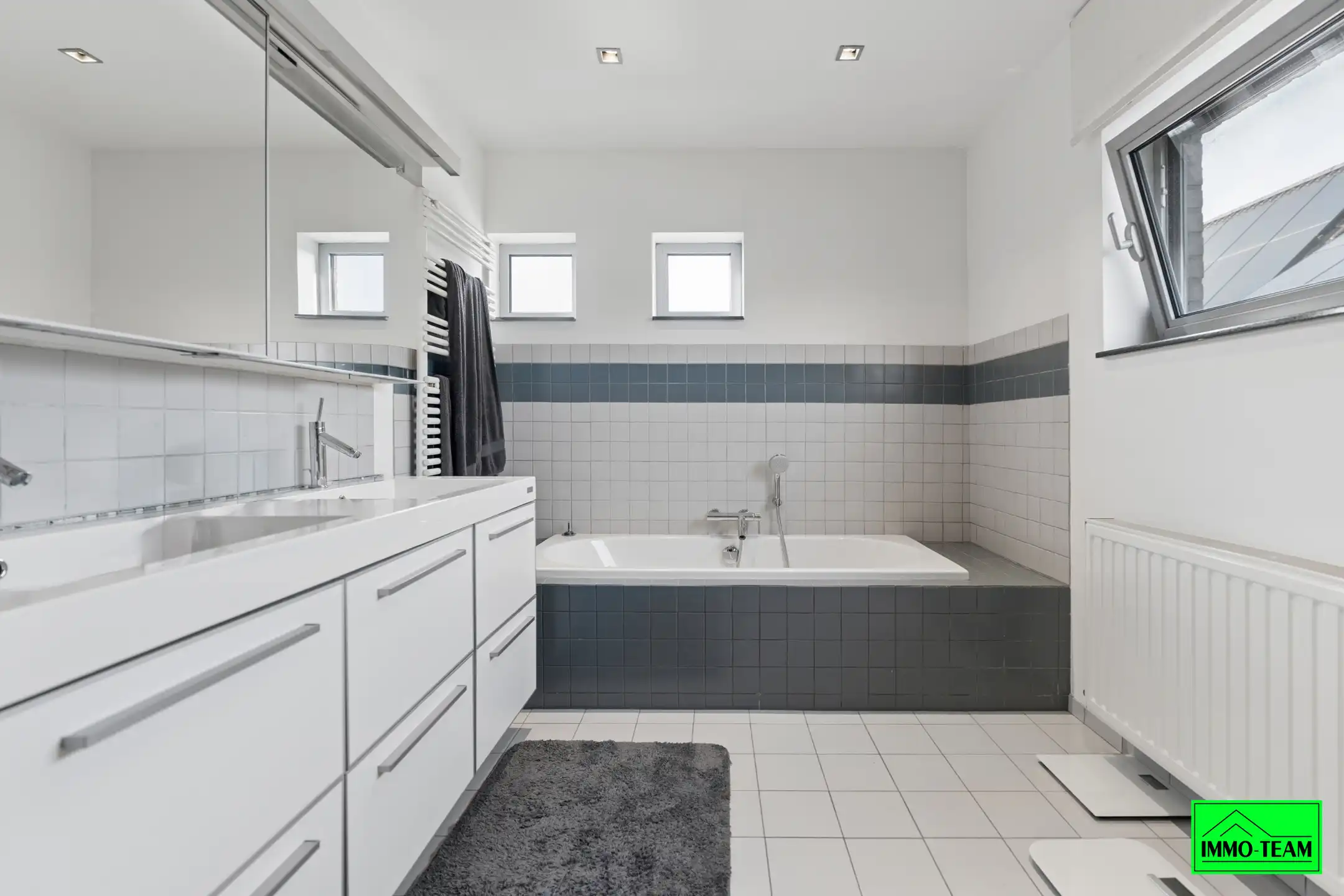 Ruime, energiezuinige villa in groene en rustige omgeving  foto 16