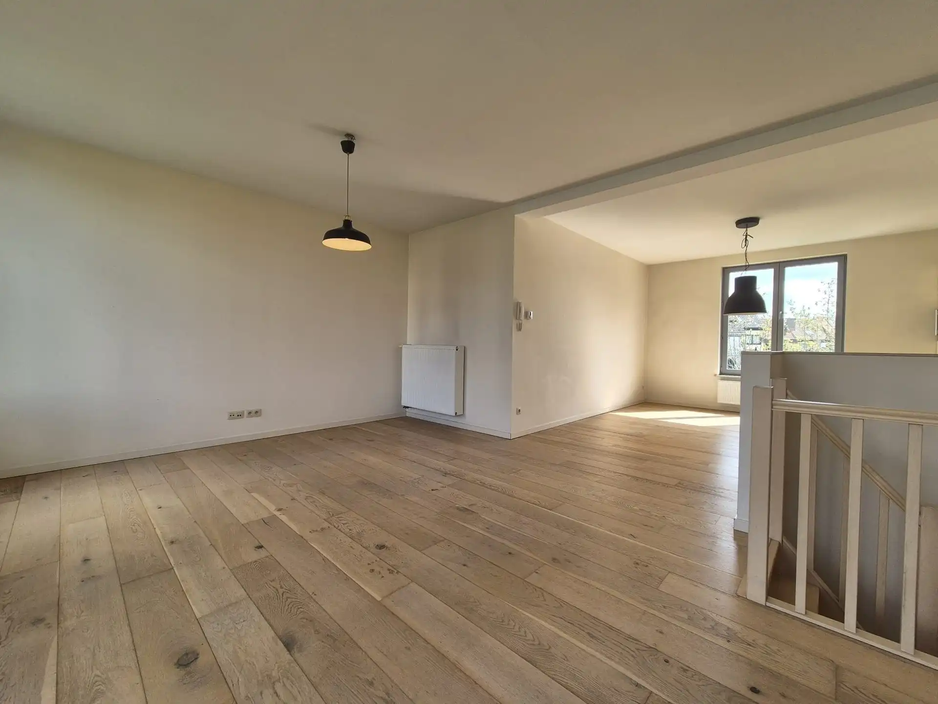 Verrassend ruim gelegen appartment met zicht op het water.  foto 5