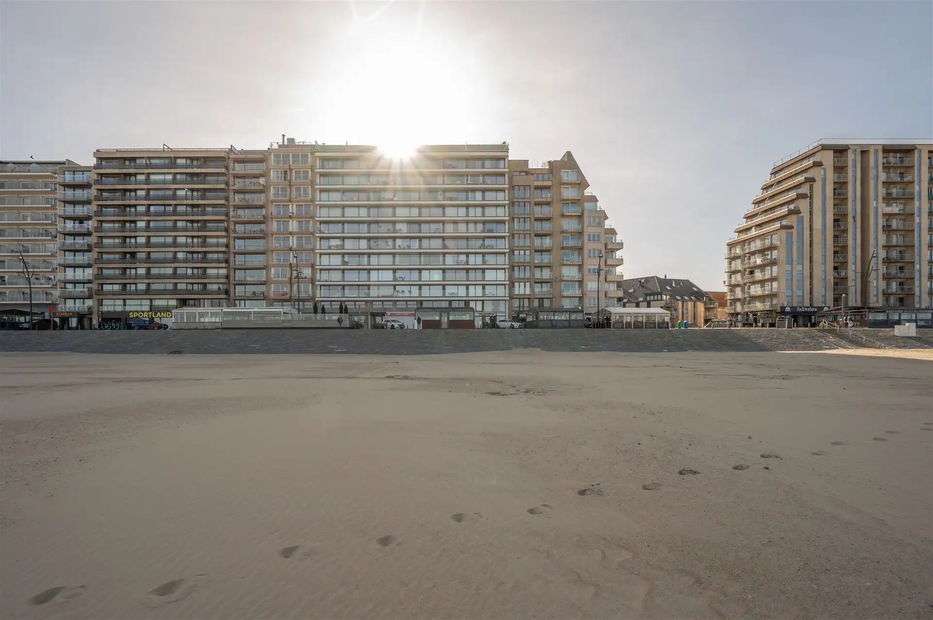 Privatieve parkeerplaats vlak bij zee in Blankenberge foto 2