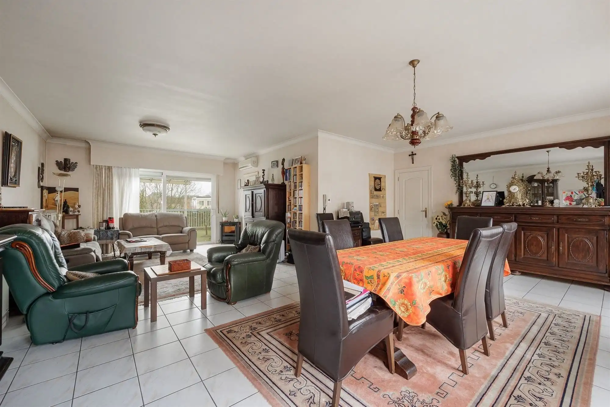 Commercieel handelspand en duplex met Z-tuin en terras foto 22