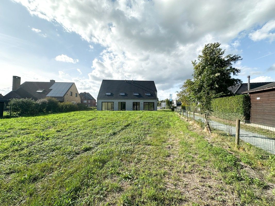 2 halfopen nieuwbouwwoningen te Merelbeke foto 2