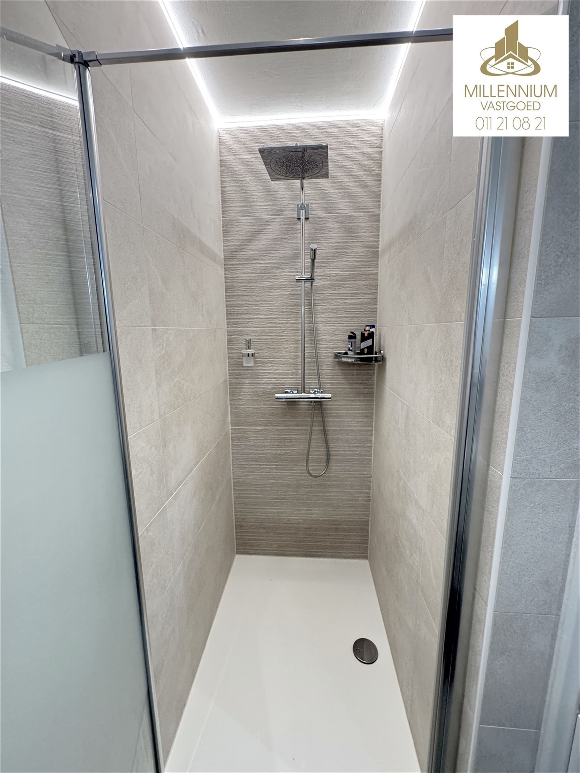 Ruime 5-SLK Woning met bijwoning foto 31