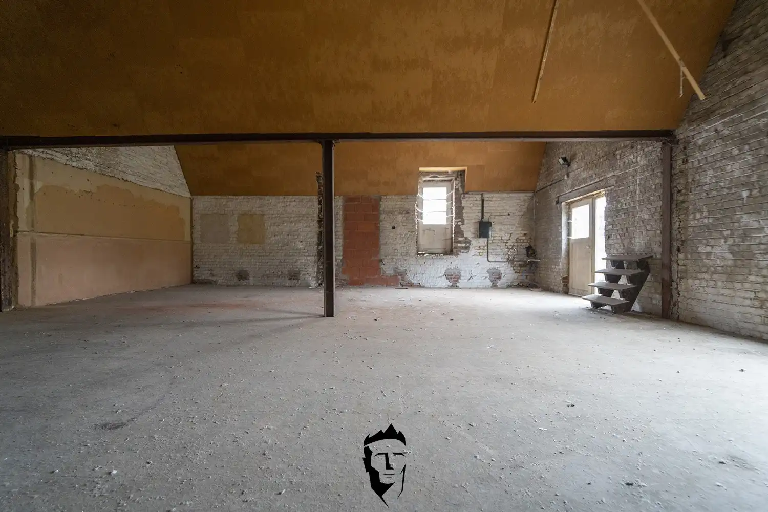 LOODS IN HARELBEKE foto 3