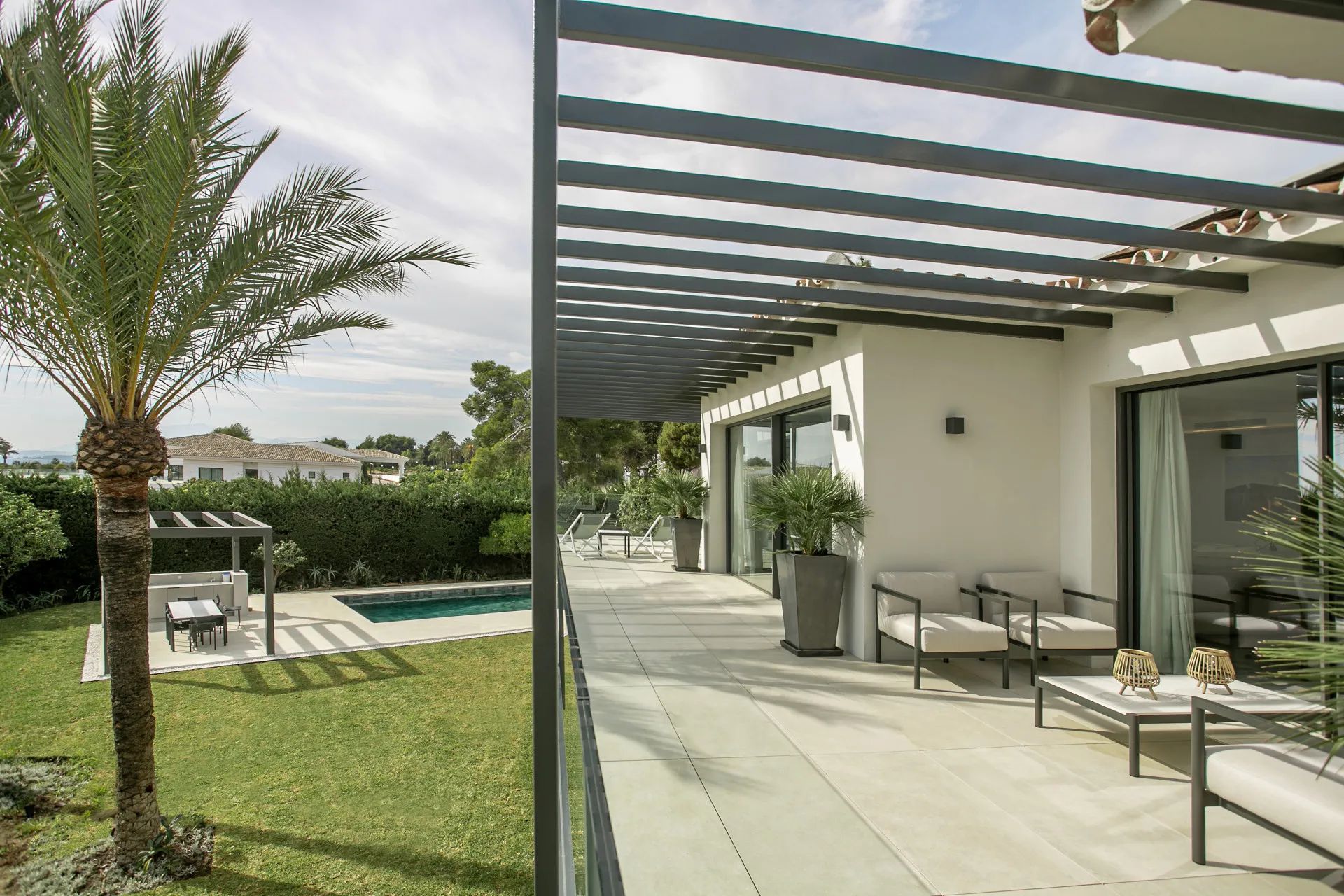 Adembenemende luxe op de Golden Mile – een villa waar elegantie en exclusiviteit samenkomen foto 24