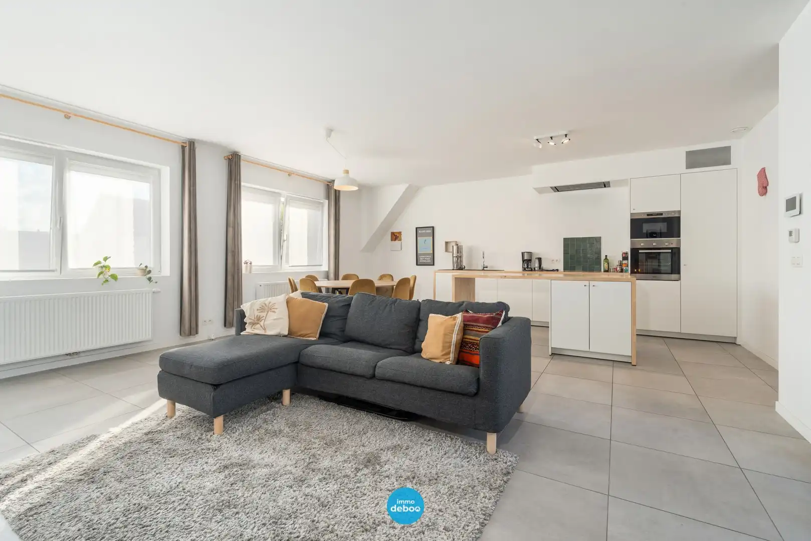 Energiezuinige duplex in jong gebouw (2022) foto {{pictureIndex}}