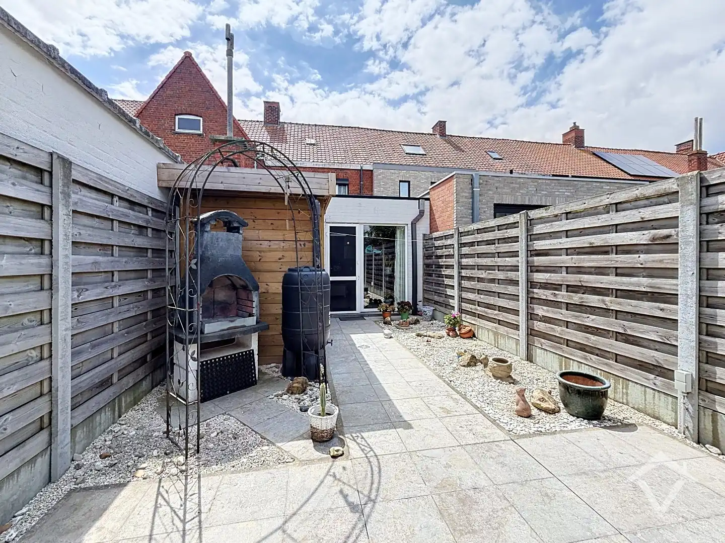 Instapklare woning met twee slaapkamers en terrastuin op één uiterst centrale ligging te Roeselare foto 21
