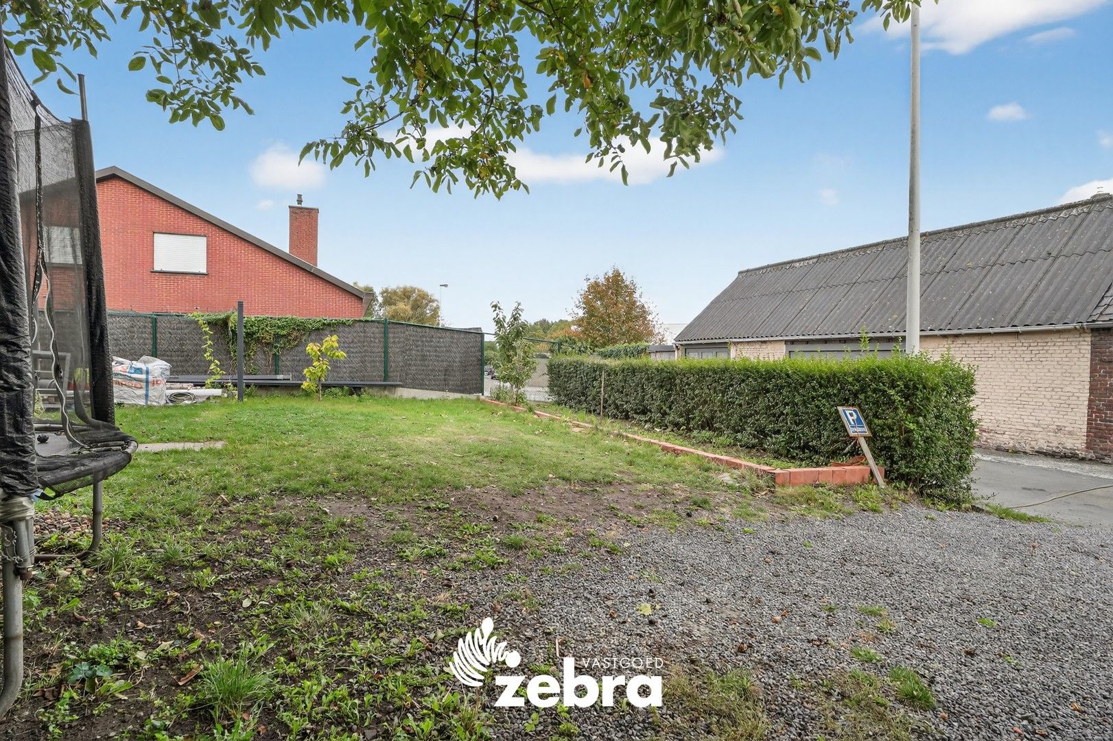 Ruime, instapklare woning met 5 slaapkamers en dubbele garage te Koolskamp! foto 26