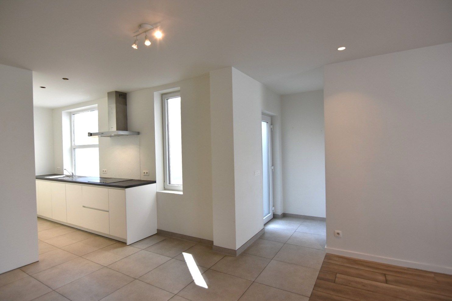 Leuke woning in hartje Rumbeke foto 11