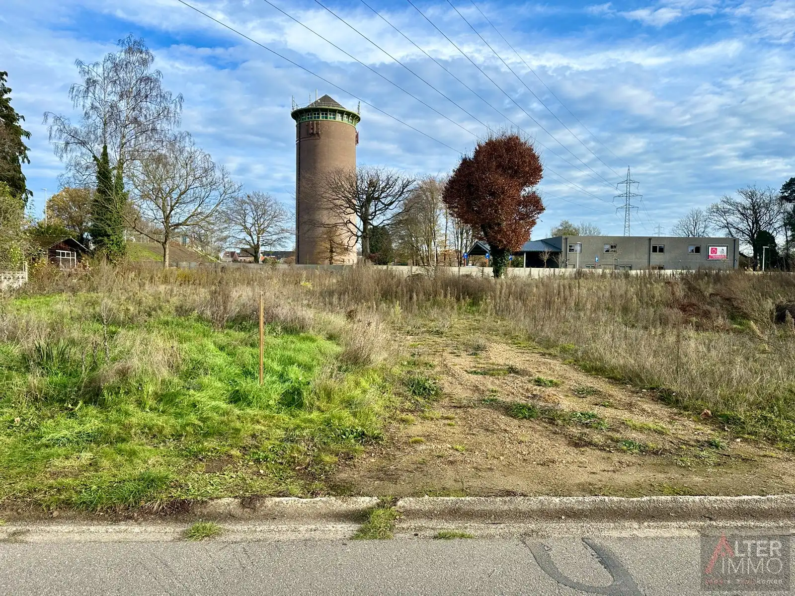 Lot 5 Bouwgrond voor halfopen bebouwing op 4a 33ca foto 2