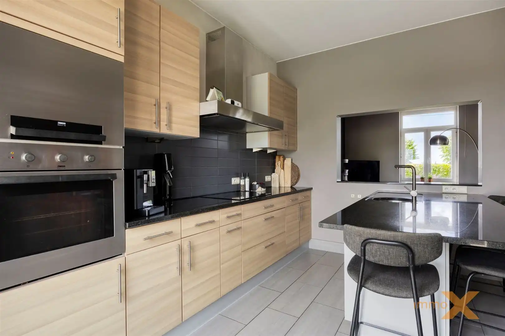 INSTAPKLARE HOEVEWONING MET STALLINGEN EN WEIDEN foto 12