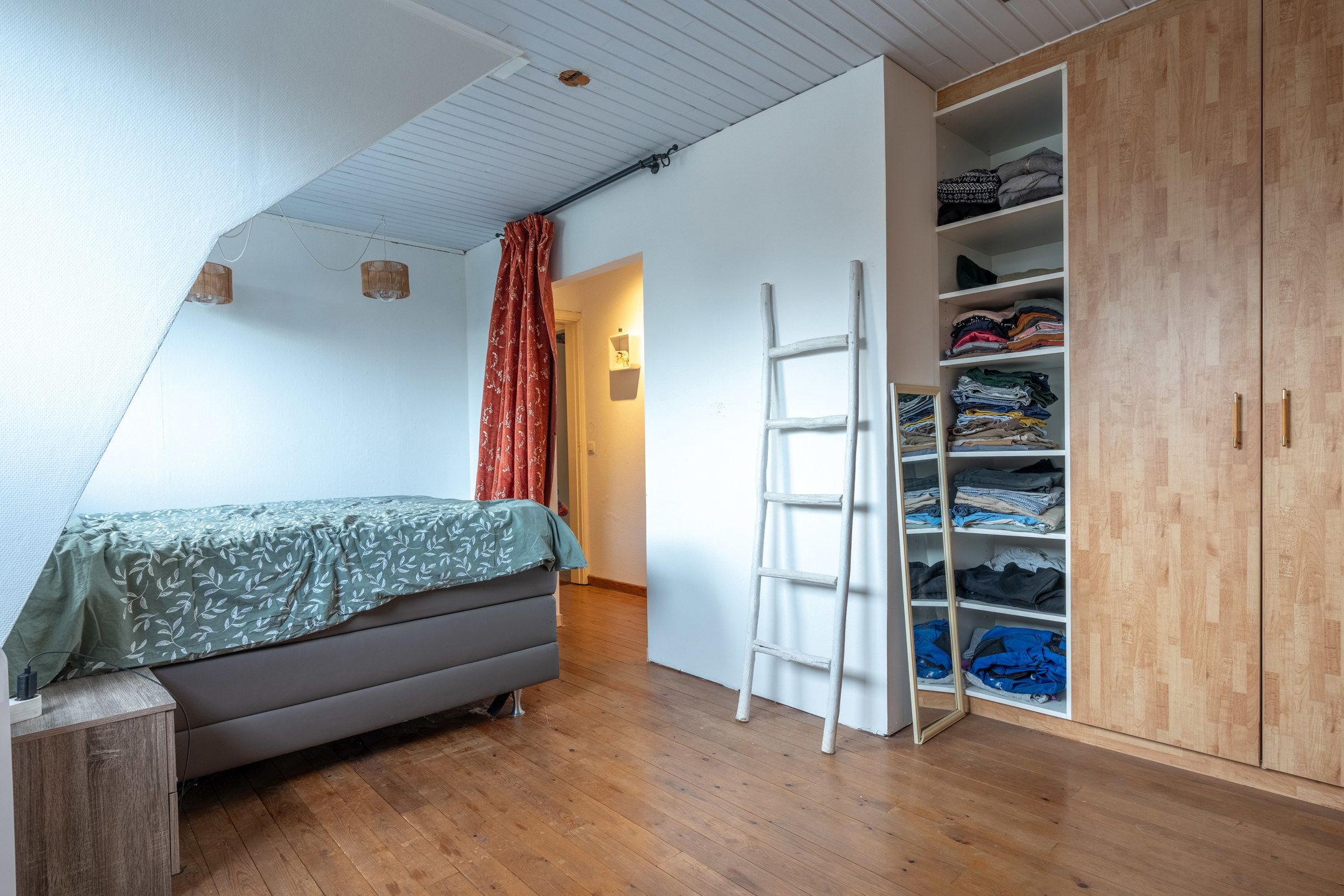 Verrassend ruime gezinswoning met praktijkruimte te Turnhout foto 21