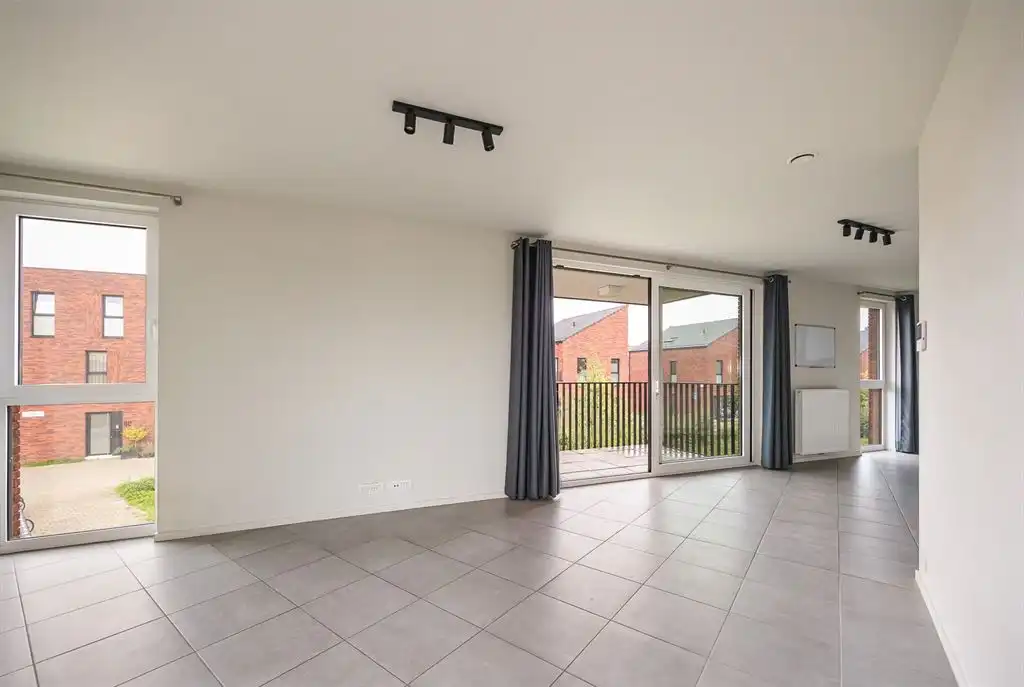 Recent appartement met groen zicht en P foto {{pictureIndex}}
