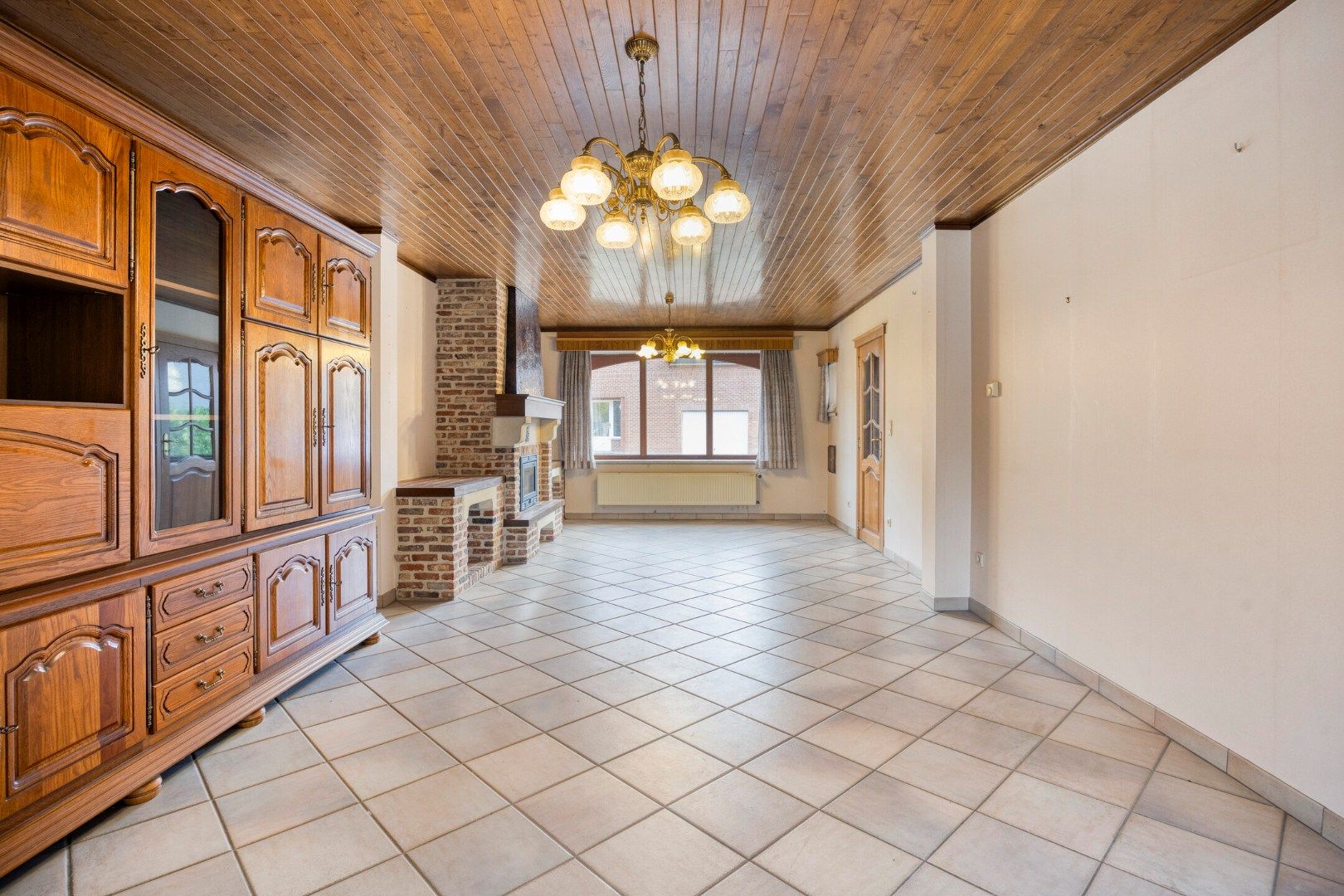 Ruime woning met ruime tuin en garage op een perceel van 802m² in Holsbeek – EPC 280 kWh/m² - bewoonbare opp. 243 m² foto 5