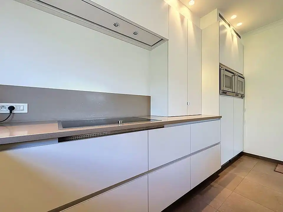 Kom levenslang genieten aan zee in deze instapklare gelijkvloerse villa op uitzonderlijke toplocatie in Oostduinkerke! foto 9