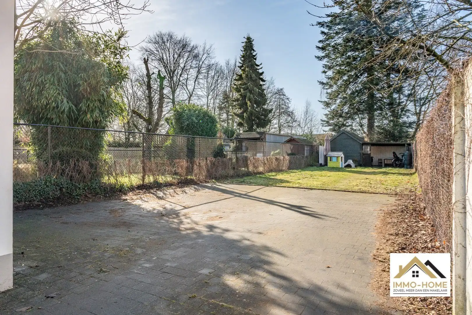 Ruim drie slaapkamers gelijkvloersappartement / bungalow foto 23