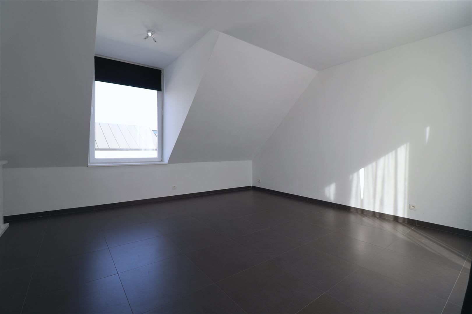 Moderne flat met terras foto 8