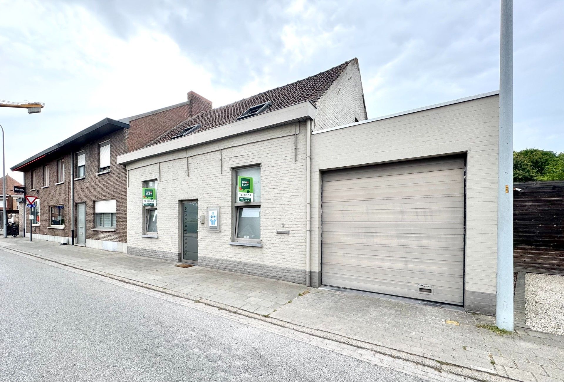 WONING MET MAGAZIJNTJE + DUBBELE GARAGE op 553 M² foto 4