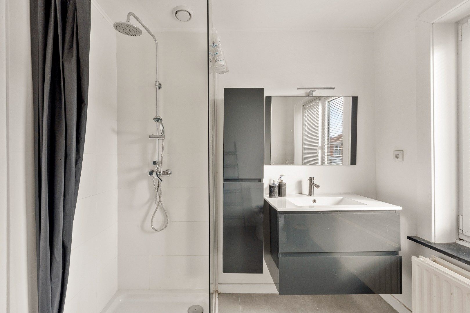 Instapklare, lichtrijke woning op een rustige ligging in Zonnebeke foto 14