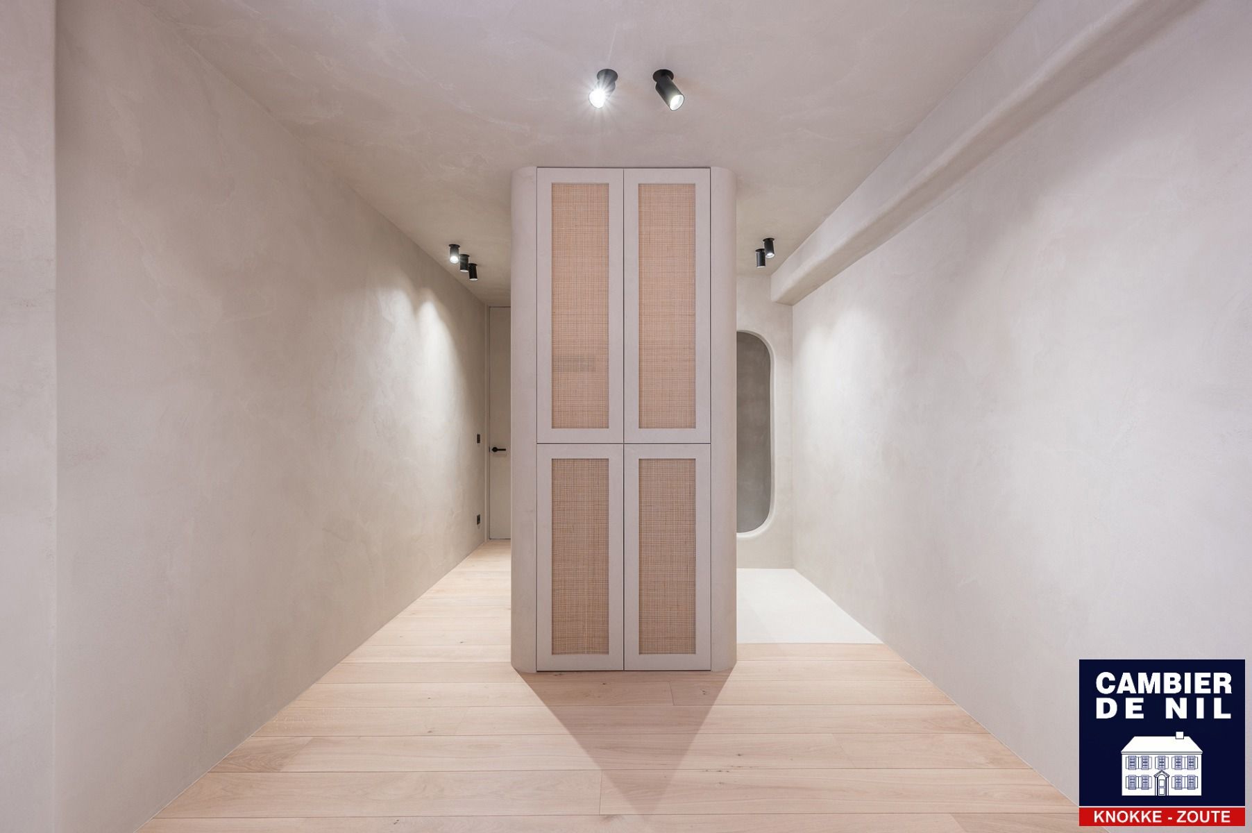 Tijdloos gerenoveerd appartement met zijdelings zeezicht  foto 14