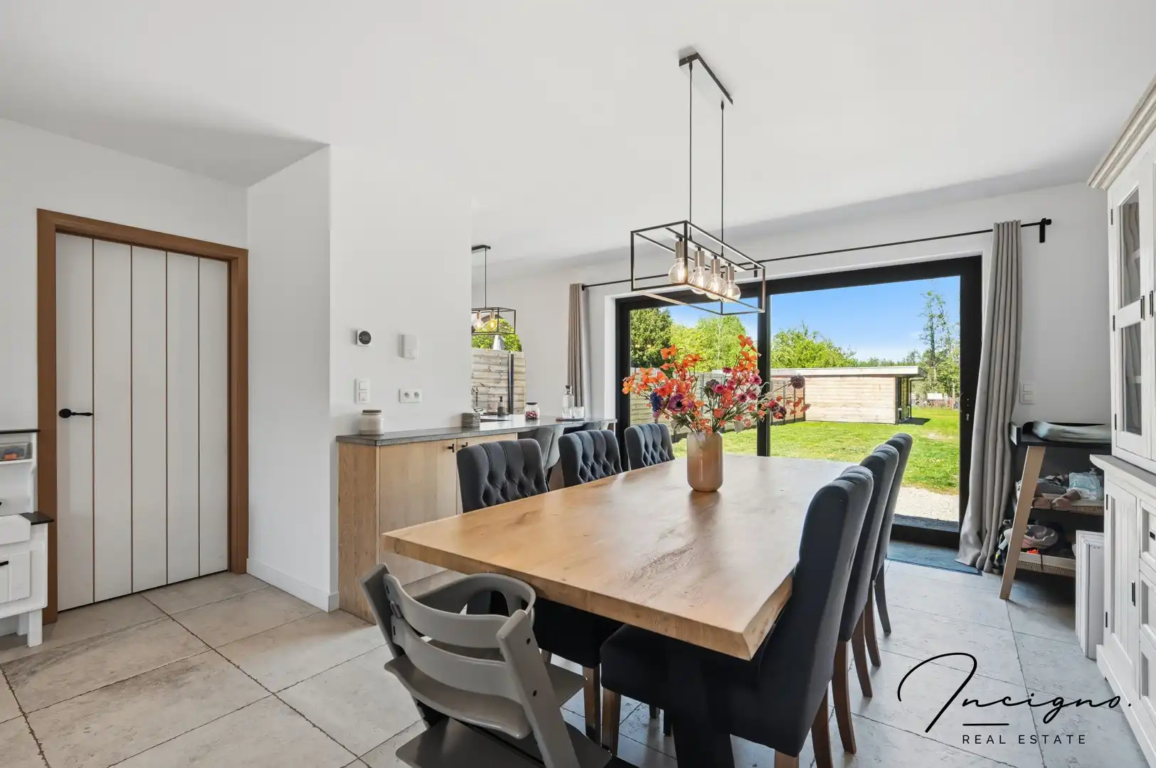 Recente stijlvolle BEN woning op een perceel van +- 15a foto 8