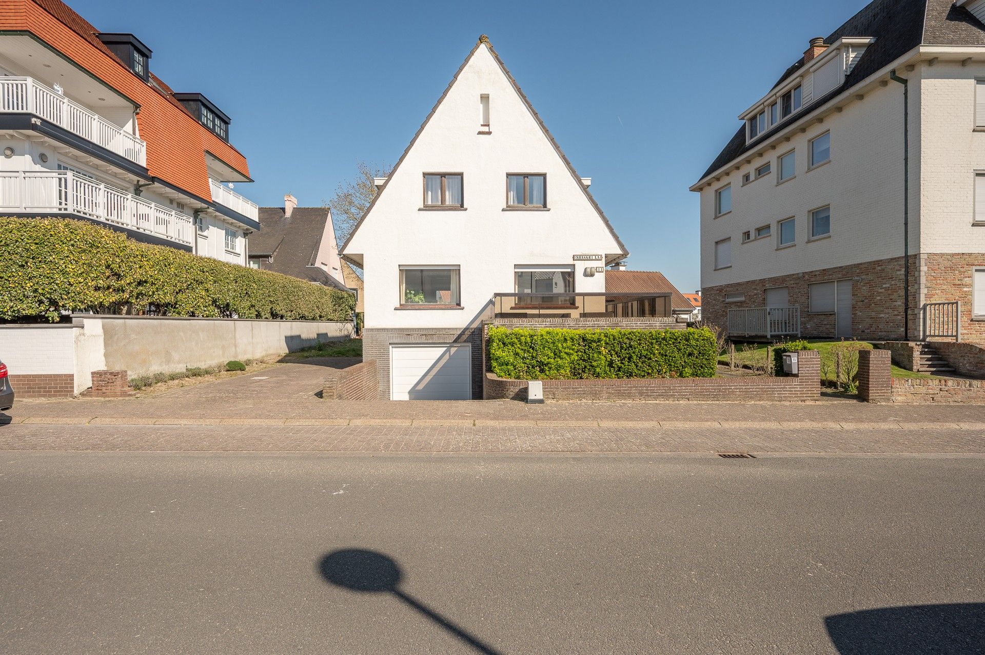 Unieke woning met potentieel op toplocatie in Knokke foto 2
