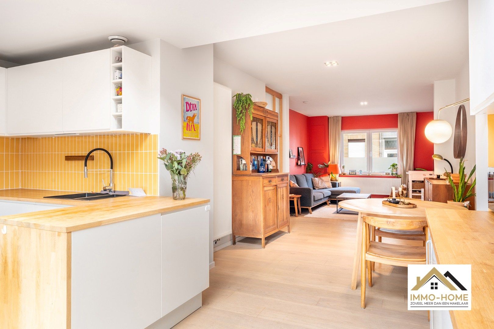 Instapklare woning op topligging te Gent! foto 4