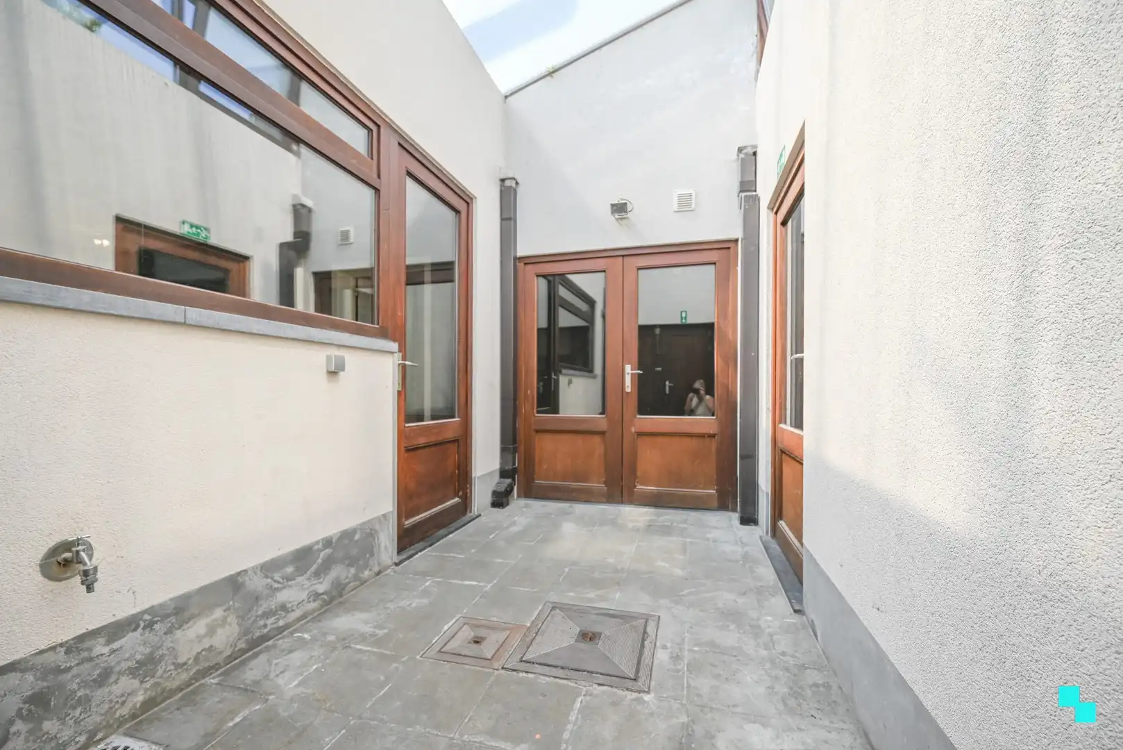 Commerciële ruimte op perfecte locatie foto 23