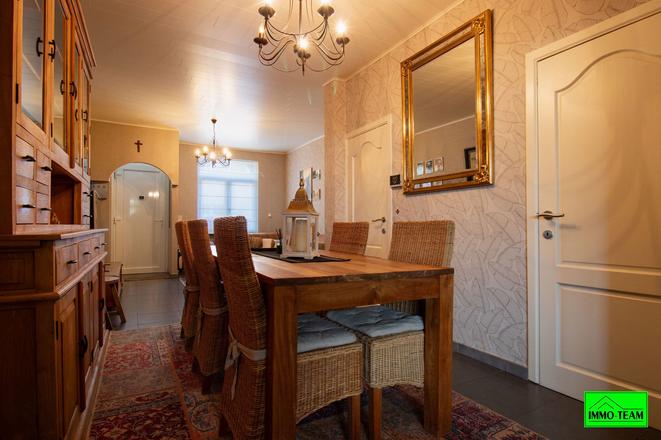 Gezellige instapklare woning met 3 slaapkamers foto 4