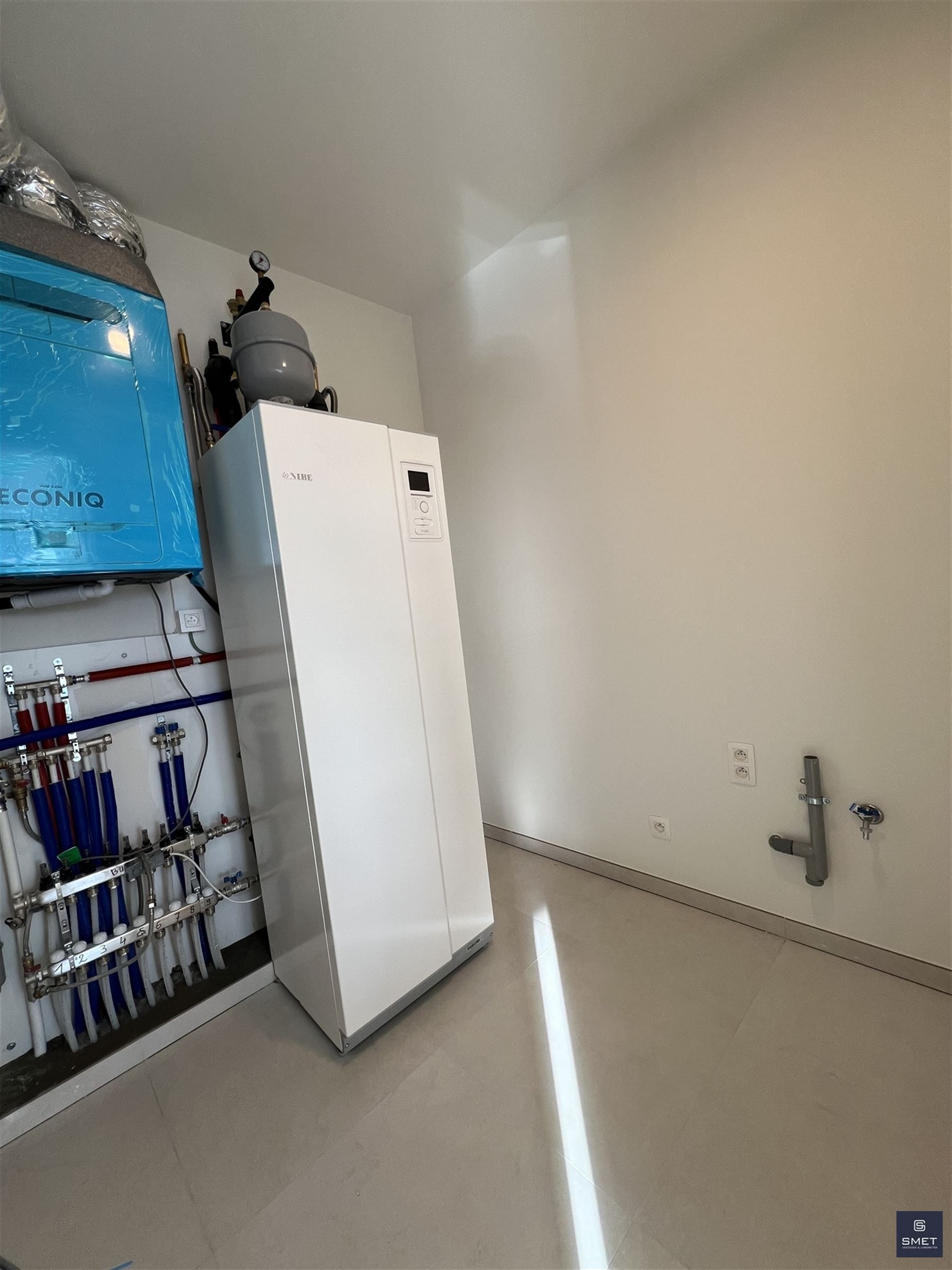 NIEUW APPT MET 2 SLPKS EN AUTOSTAANPL. foto 9