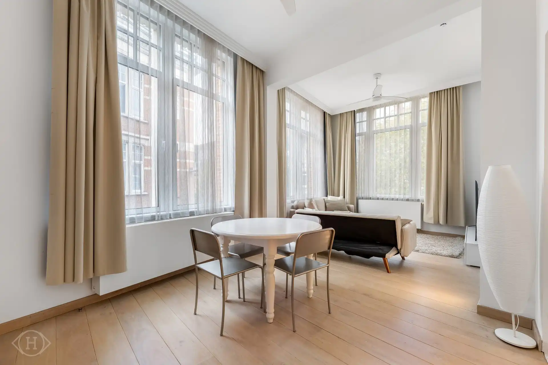 Lichtrijk éénslaapkamerappartement hartje Leuven foto 2