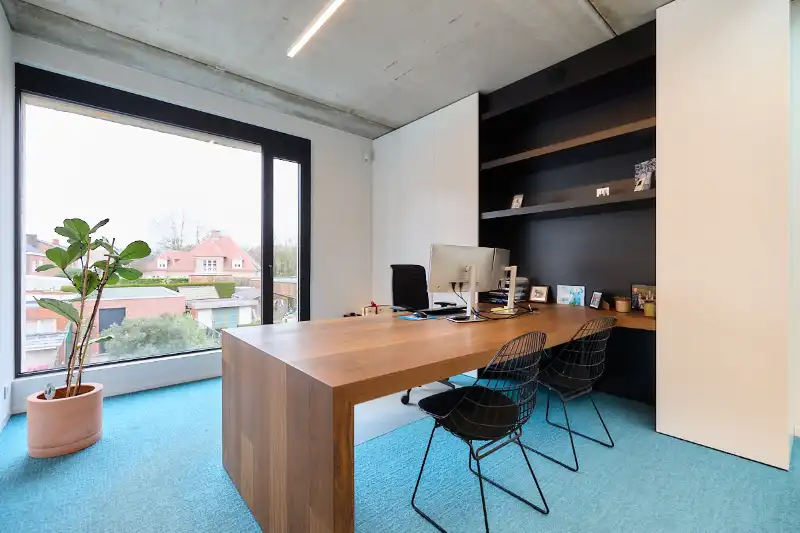 Uniek kantoorgebouw te koop langs de Westlaan te Roeselare foto 21