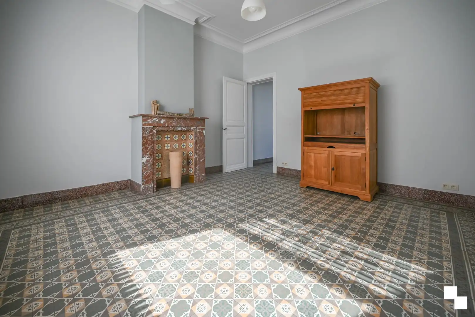 Charmante herenwoning met 4 à 5 slaapkamers te Izegem foto 17