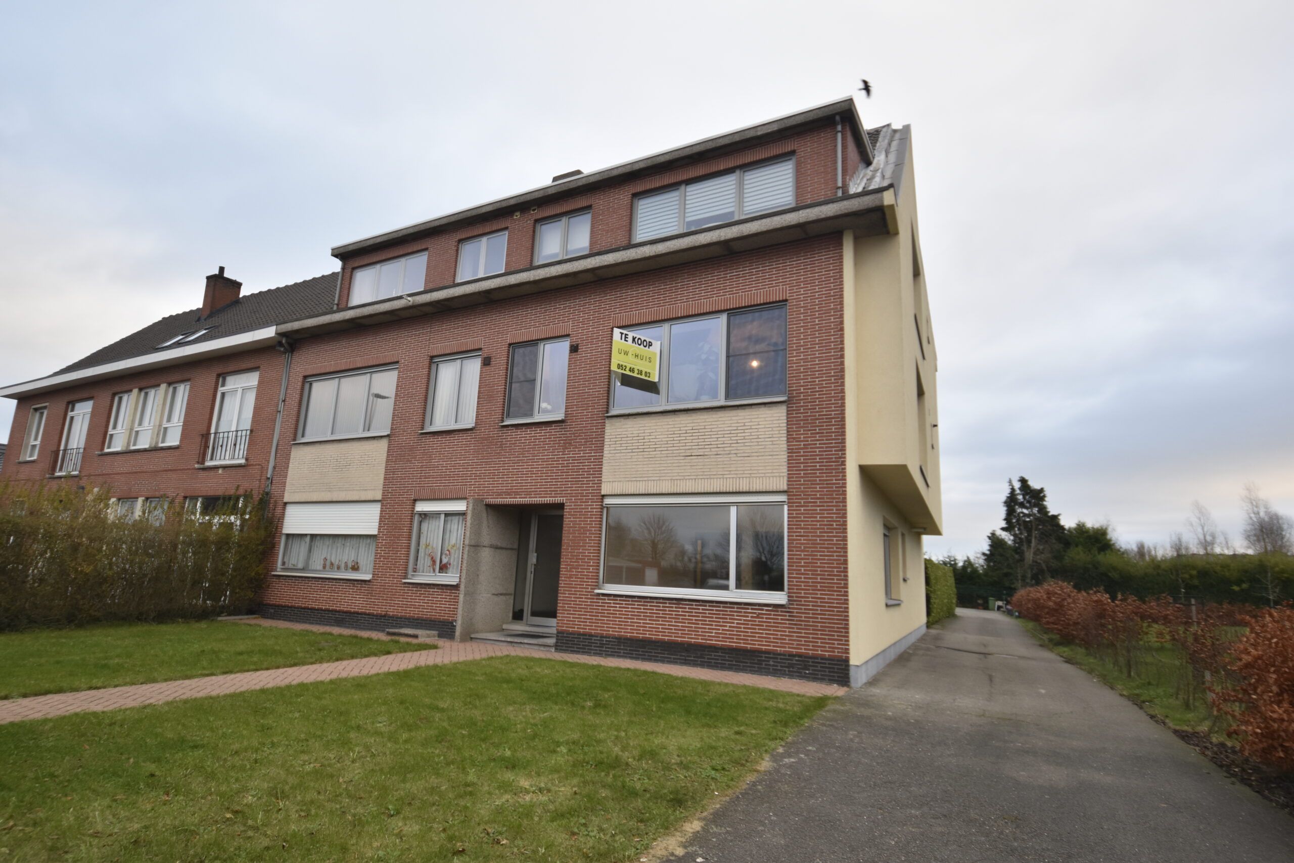 Instapklaar gelijkvloers appartement met tuin en garage in Sint-Niklaas foto 16