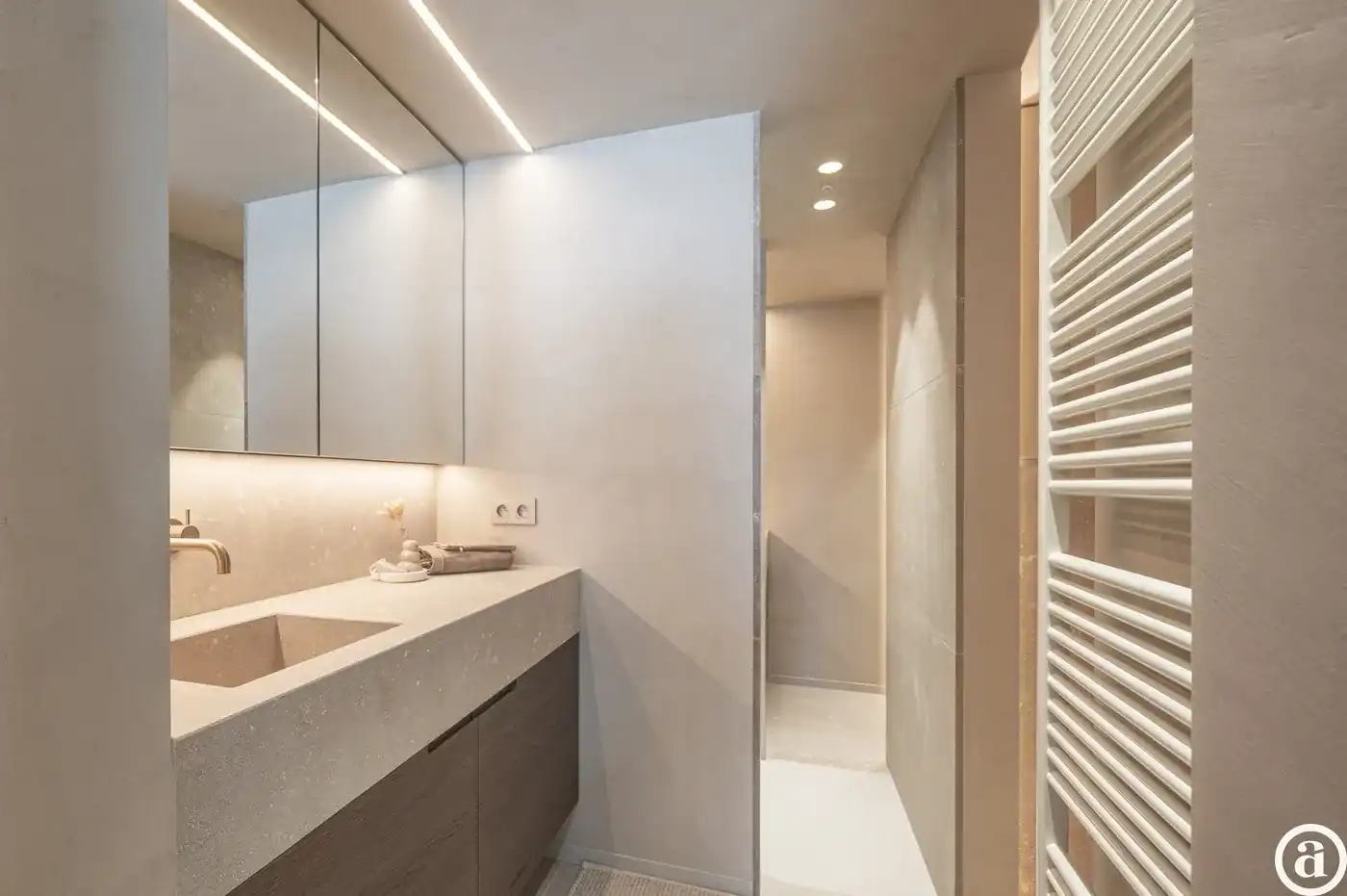 Luxueus gerenoveerd appartement met zijdelings zeezicht in Knokke foto 13