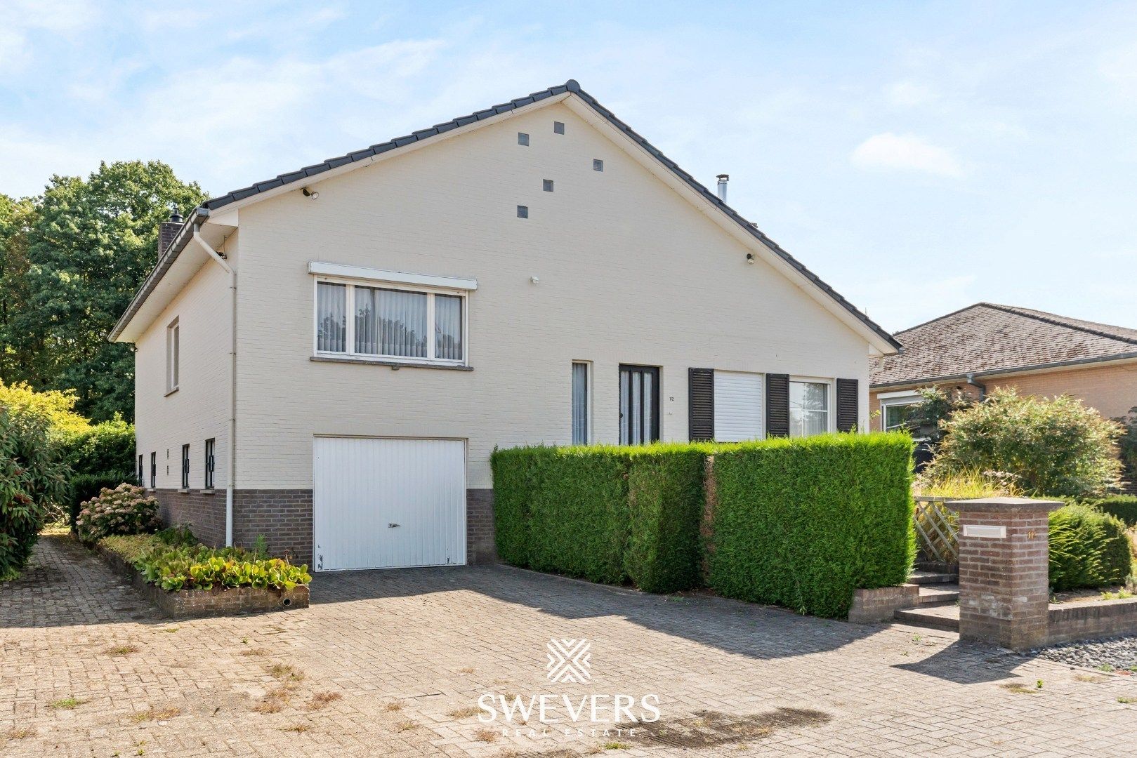 Ruime gezinswoning met 5 SLPK en veel potentieel in groene omgeving foto 31