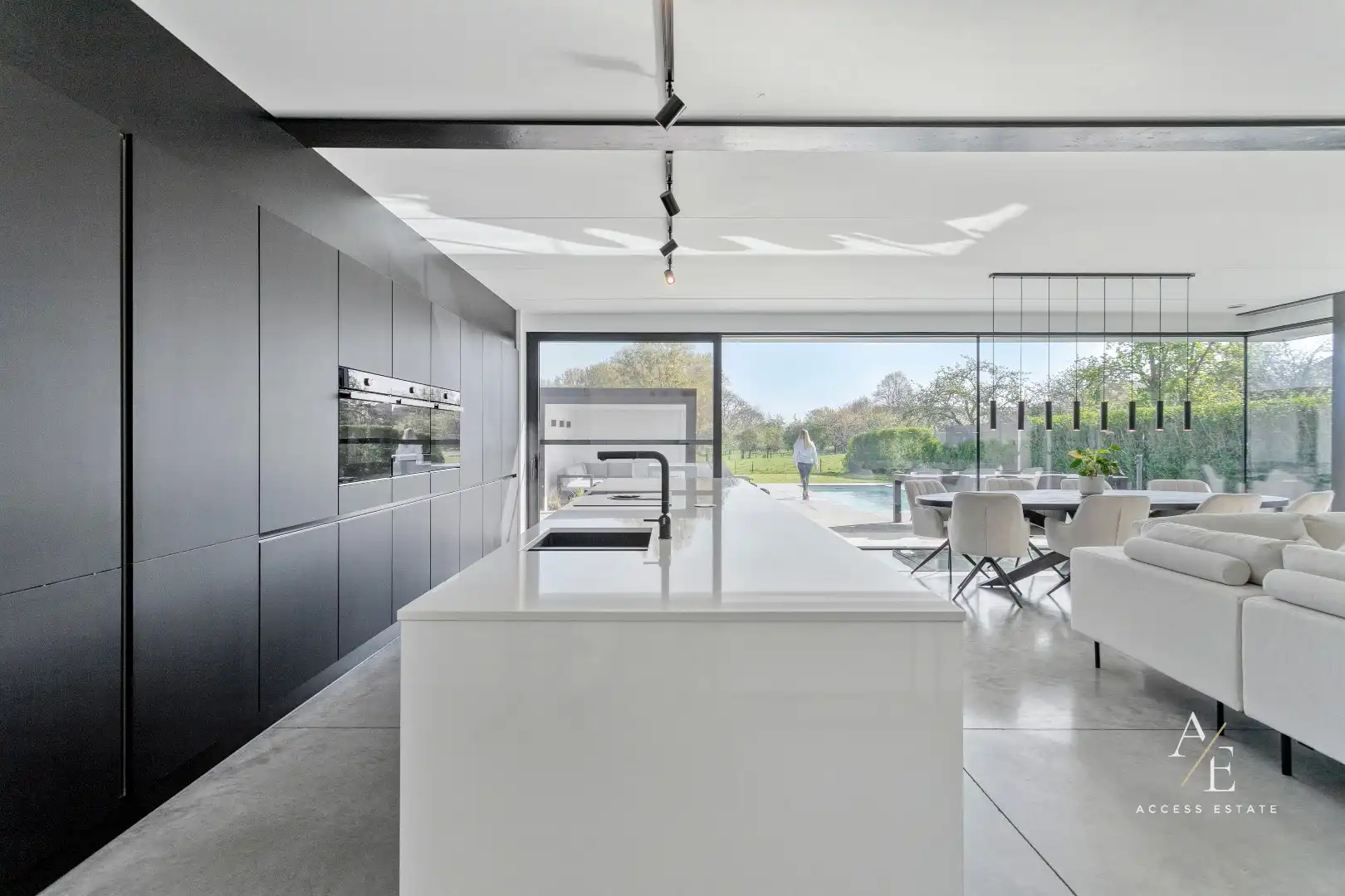 OOSTERZELE - Strakke designvilla met zwembad uit 2020! foto 8