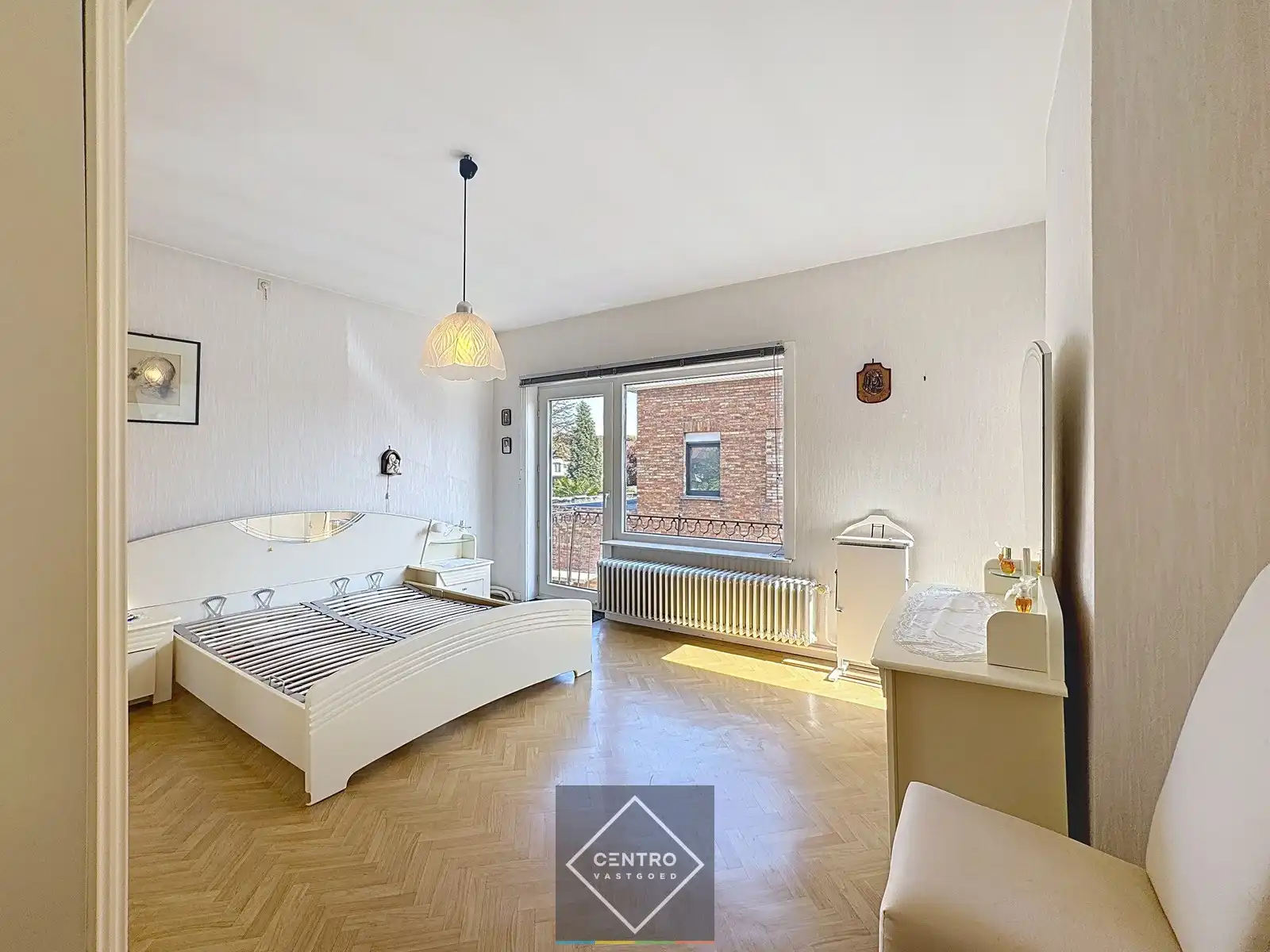 UITERST interessant gelegen woning te Sint-Andries! foto 13