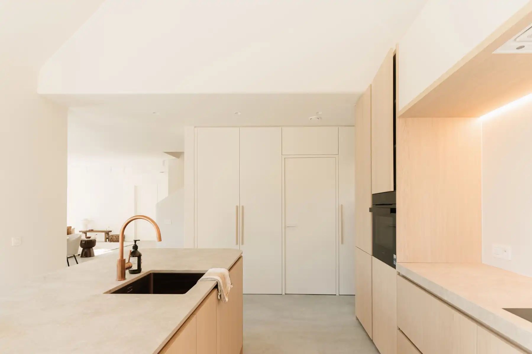 Stijlvolle nieuwbouwwoning met zicht op blijvend groen foto 12