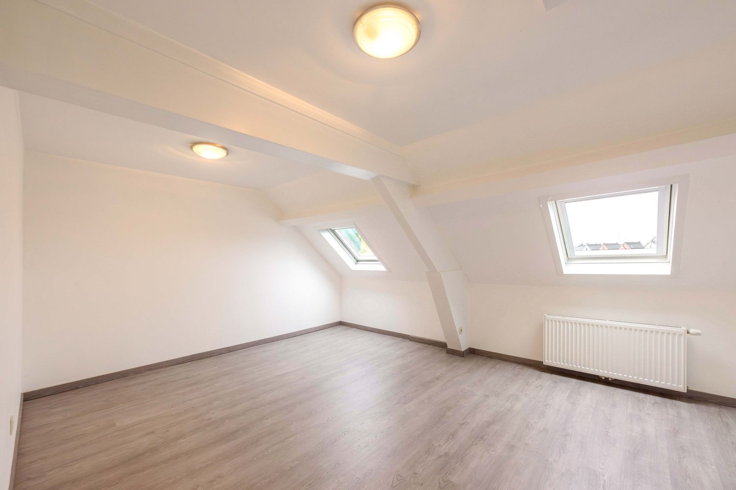 Halfopen woning te Izegem. foto 15