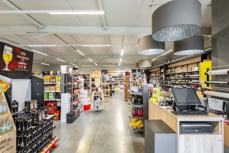 Commercieel pand met winkel, woning & loods op topligging in Ingelmunster foto 3