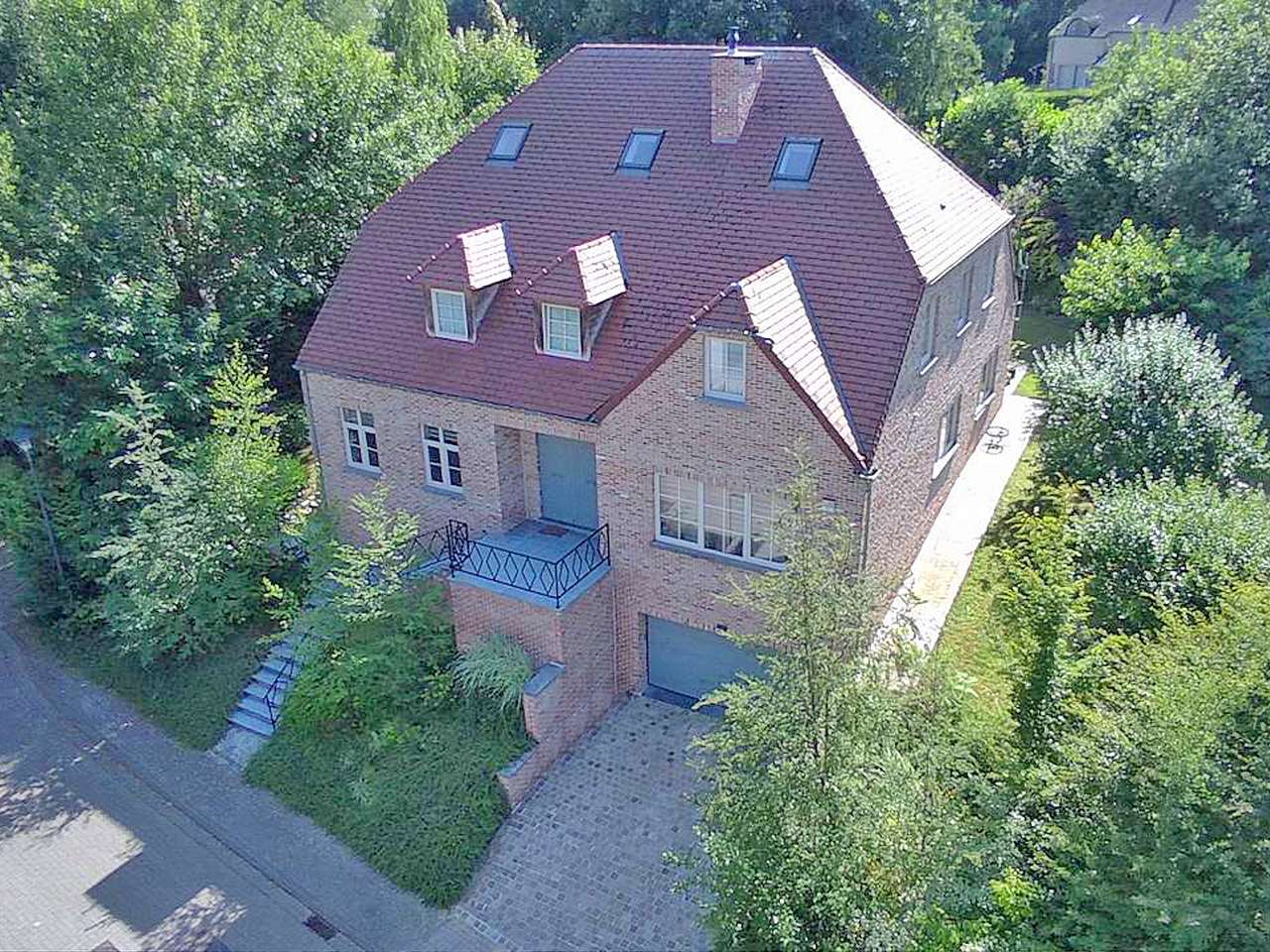 Villa te koop foto {{pictureIndex}}