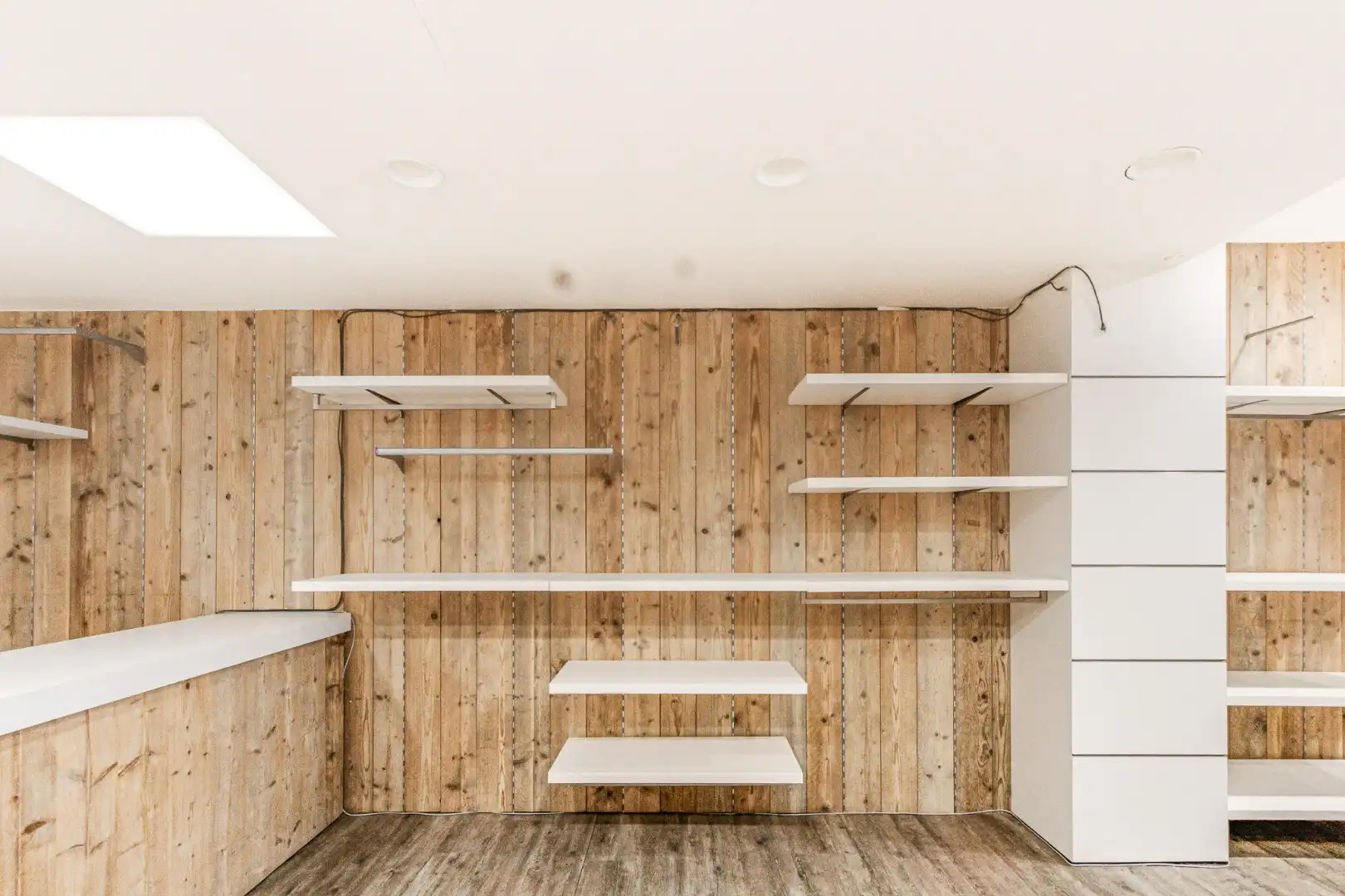 Lippenslaan 317 Handelspand te huur 113 m² foto 3