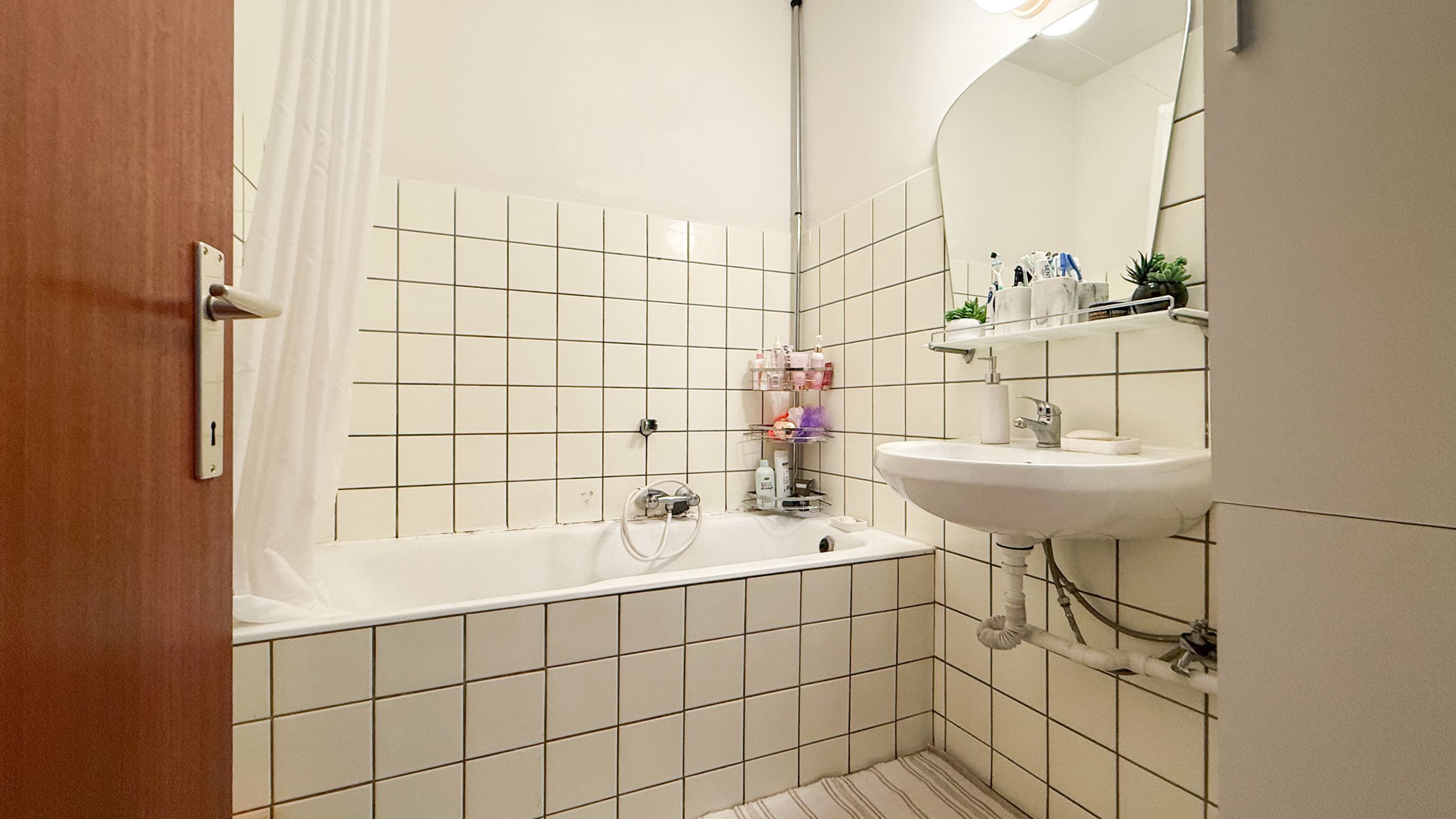 Ruim appartement met garage op topligging in Heusden-Zolder! foto 19