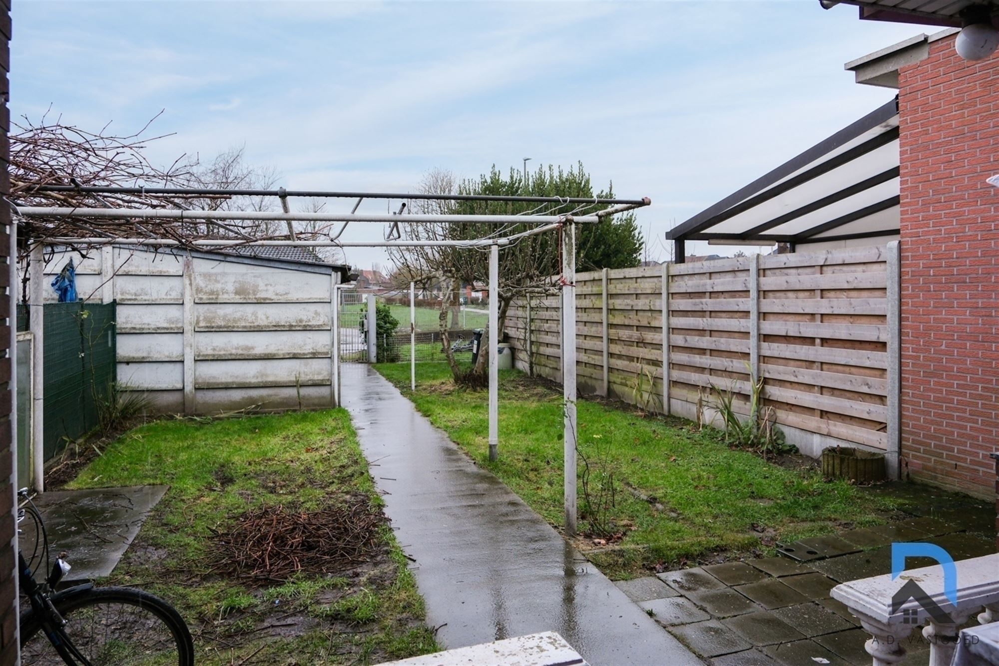 Mooie woning met ruime tuin in Zwartberg foto 2