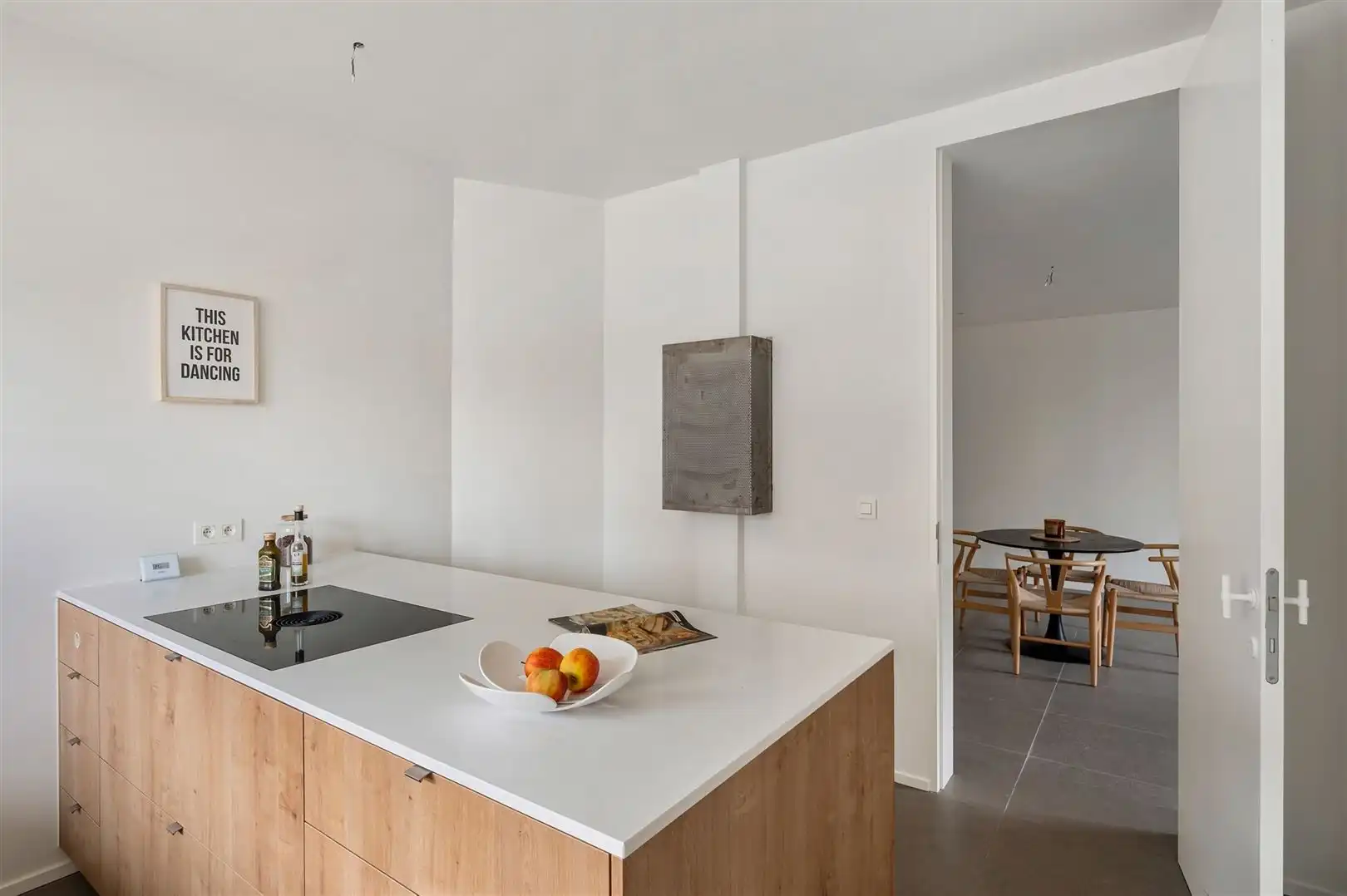 Gerenoveerd gelijkvloers appartement foto 20